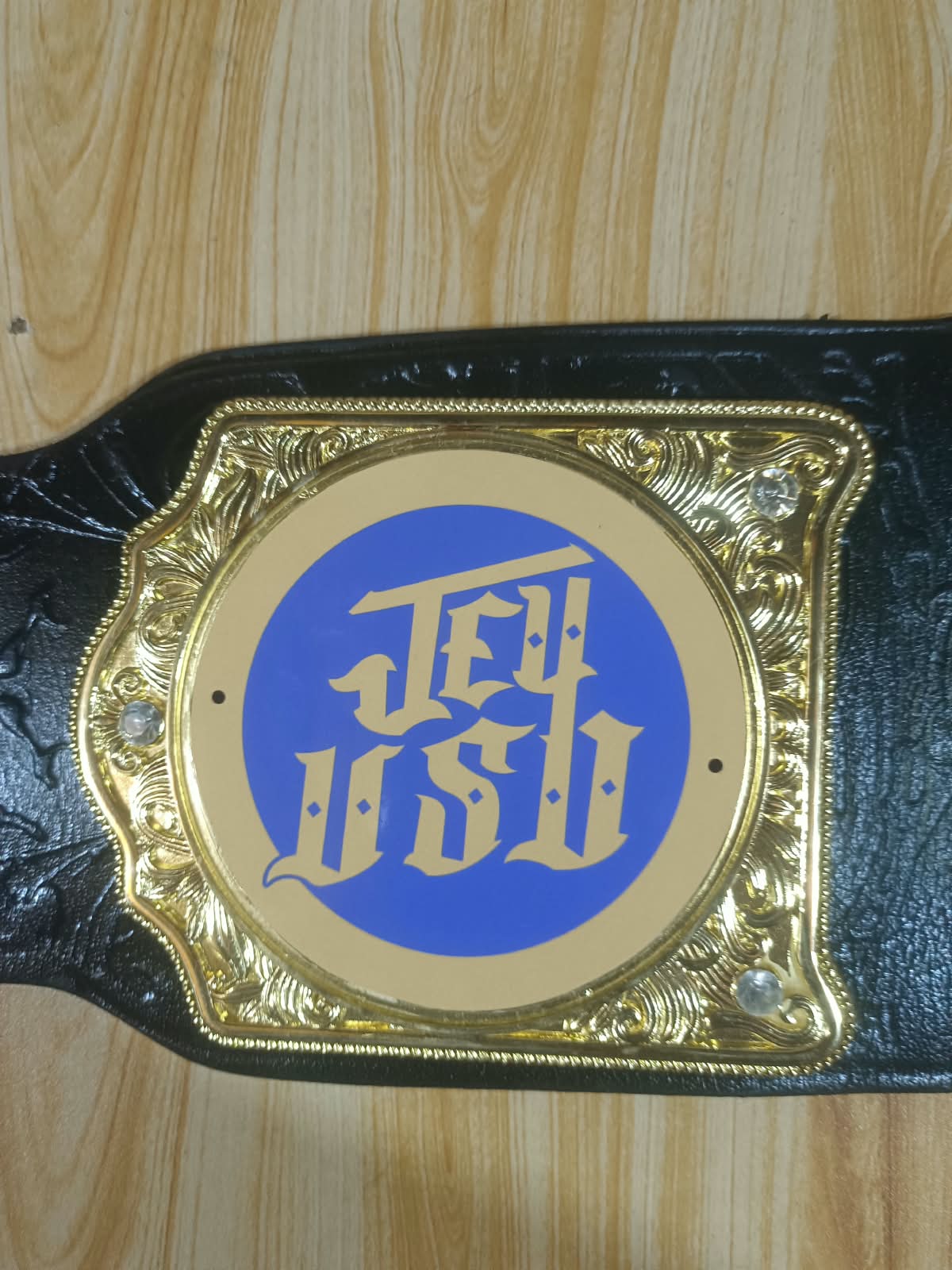 WWE World Heavyweight Championship Replica Belt Jey Uso Custom Side Plates Gold Edition
