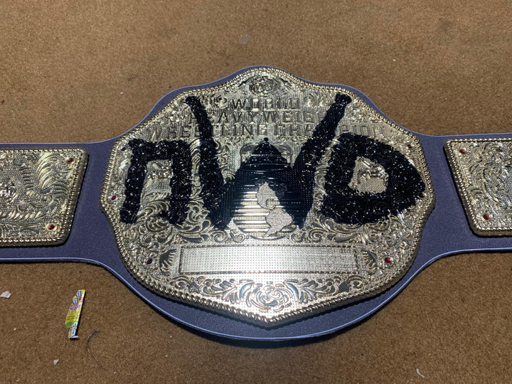 ''Hollywood'' Hulk Hogan nWo Signature Series Championship Replica Title Belt
